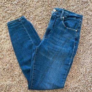 Good American Good Leg Skinny Jeans